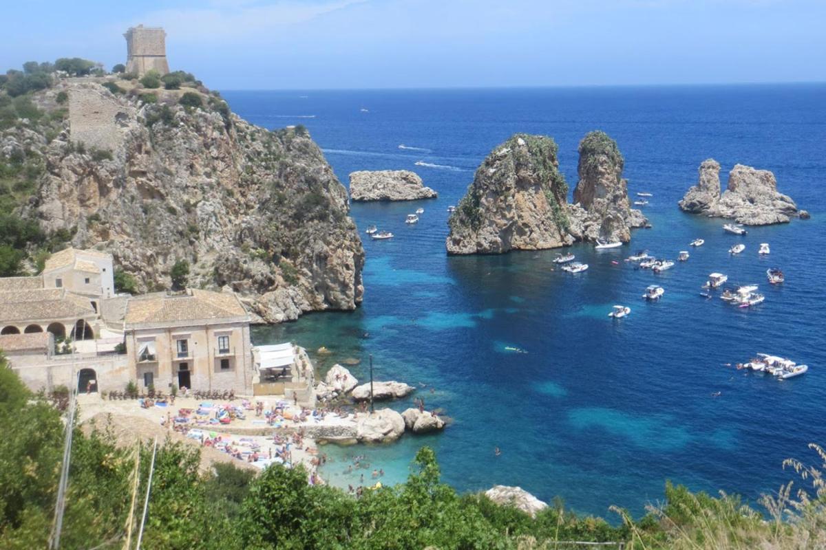 Case Vacanze Nonna Nick Castellammare del Golfo Exteriör bild