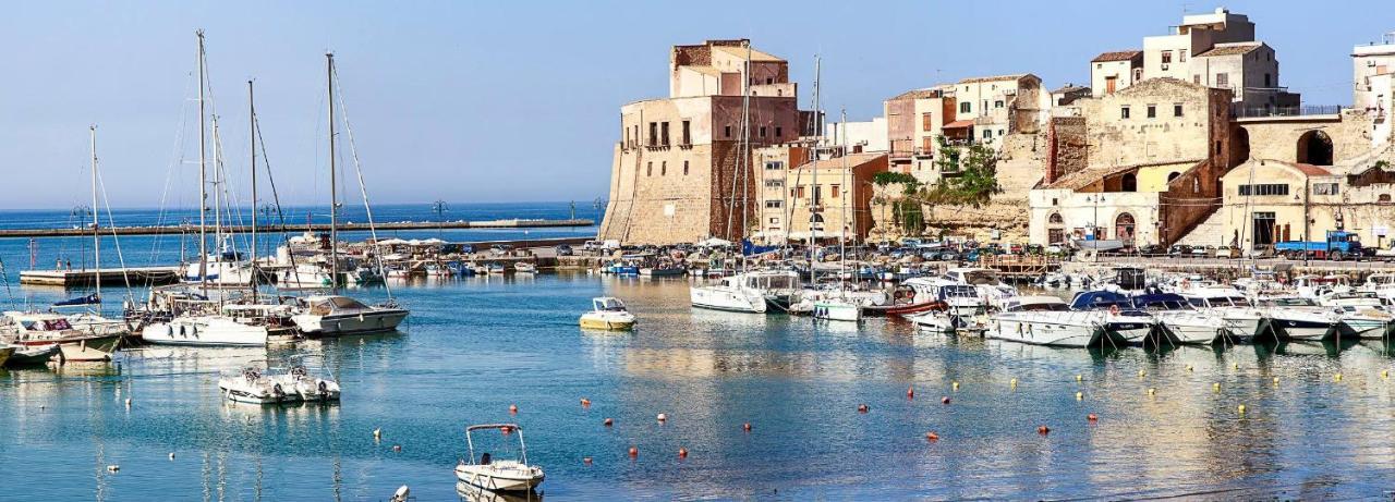 Case Vacanze Nonna Nick Castellammare del Golfo Exteriör bild